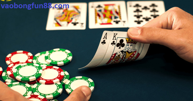 Chinh phục mọi ván bàn Poker bằng kỹ thuật Bluff